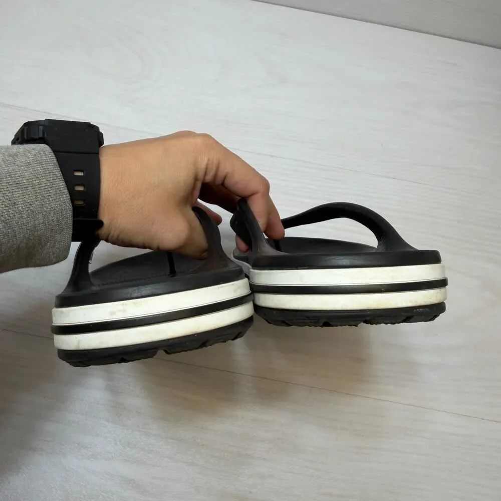 Crocs Bayaband Thong Flip‎ Flops Unisex Size 6M/8W Black Leather Casual Comfort